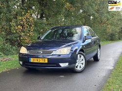 Blauw Gebruikt 2005 Ford Mondeo Futura Sedan | € 1.475 (Eerlijke prijs)