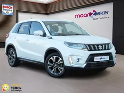 Zwart Gebruikt 2021 Suzuki Vitara SUV | € 22.950 (Eerlijke prijs)