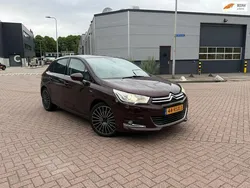 Rood Gebruikt 2011 Citroën C4 Exclusive Hatchback | € 5.499 (Goede deal)