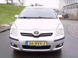 Grijs Gebruikt 2009 Toyota Verso Luna MPV | € 3.350 (Iets duurder)