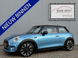 Blauw Gebruikt 2018 Mini Cooper Chili Hatchback | € 13.395 (Eerlijke prijs)