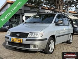 Grijs (parellak) Gebruikt 2009 Hyundai Matrix Dynamiq MPV | € 1.650
