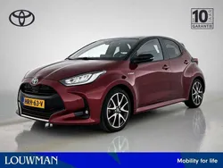 Rood Gebruikt 2020 Toyota Yaris Hybrid Edition Hatchback | € 22.225 (Eerlijke prijs)