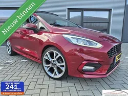 Rood Gebruikt 2018 Ford Fiesta Vignale Hatchback | € 14.900 (Eerlijke prijs)