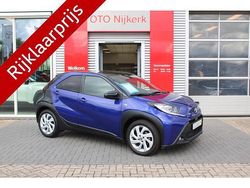 Blauw Gebruikt 2022 Toyota Aygo X Limited SUV | € 19.400