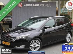 Zwart Gebruikt 2016 Ford Focus Titanium Stationwagen | € 10.895 (Iets duurder)