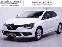 Wit Gebruikt 2019 Renault Mégane IV LIMITED Hatchback | € 14.400 (Eerlijke prijs)