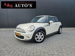 Wit, metallic lak Gebruikt 2011 Mini ONE Business Hatchback | € 3.950 (Goede deal)