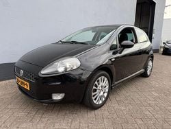 Zwart Gebruikt 2010 Fiat Grande Punto Hatchback | € 2.999 (Eerlijke prijs)