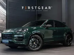 Groen Gebruikt 2024 Porsche Cayenne Turbo E-Hybrid Sport SUV | € 229.900 (Duur)