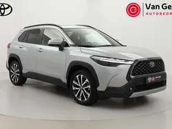 Grijs Gebruikt 2022 Toyota Corolla Cross Style SUV | € 34.999 (Eerlijke prijs)