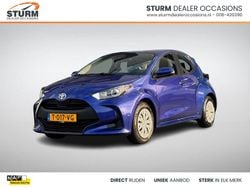 Blauw Gebruikt 2023 Toyota Yaris Hybrid Active Hatchback | € 21.989 (Eerlijke prijs)