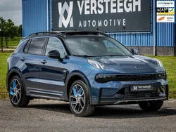 Blauw, metallic lak Gebruikt 2023 Lynk & Co 01 SUV | € 29.900 (Eerlijke prijs)