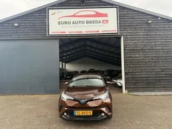 Bruin Gebruikt 2017 Toyota C-HR Executive SUV | € 15.950 (Eerlijke prijs)