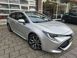Grijs Gebruikt 2019 Toyota Corolla Executive Stationwagen | € 21.750 (Goede deal)