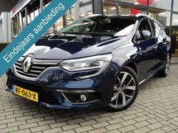 Blauw Gebruikt 2017 Renault Mégane GrandTour Bose Edition Stationwagen | € 11.845 (Eerlijke prijs)