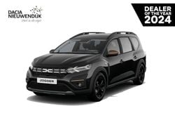 Noir nacré (zwart mica) Nieuw 2025 Dacia Jogger Extreme MPV | € 31.300 (Eerlijke prijs)
