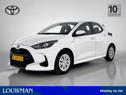 Wit Gebruikt 2021 Toyota Yaris Hybrid Comfort Hatchback | € 16.900 (Goede deal)