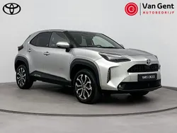 Grijs Gebruikt 2023 Toyota Yaris Cross SUV | € 28.999 (Eerlijke prijs)