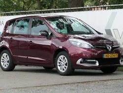 Rood Gebruikt 2015 Renault Mégane III LIMITED MPV | € 9.900