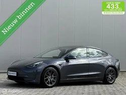 Grijs Gebruikt 2021 Tesla Model 3 Long Range Sedan | € 26.995 (Super prijs)