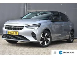 Grijs, metallic lak Gebruikt 2022 Opel Corsa-e Edition+ Hatchback | € 15.900 (Super prijs)