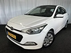 Wit Gebruikt 2015 Hyundai i20 Comfort Hatchback | € 6.445 (Eerlijke prijs)