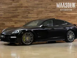Zwart, metallic lak Gebruikt 2017 Porsche Panamera Turbo S Sedan | € 74.740 (Eerlijke prijs)