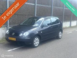 Blauw Gebruikt 2002 VW Polo Comfortline Hatchback | € 3.299 (Iets duurder)