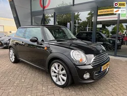 Zwart Gebruikt 2012 Mini Cooper Business Hatchback | € 11.000