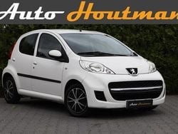 Wit Gebruikt 2011 Peugeot 107 Hatchback | € 2.450 (Eerlijke prijs)