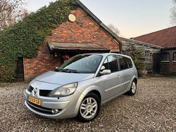 Gebruikt 2007 Renault Grand Scénic II Luxe MPV | € 1.650 (Eerlijke prijs)