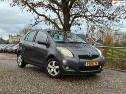Grijs Gebruikt 2010 Toyota Yaris Hatchback | € 3.975 (Goede deal)