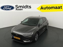 Grijs Gebruikt 2023 Ford Focus ST-Line Stationwagen | € 21.950 (Eerlijke prijs)
