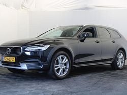 Zwart Gebruikt 2018 Volvo V90 CC Stationwagen | € 31.500 (Eerlijke prijs)