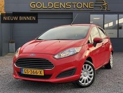 Rood Gebruikt 2014 Ford Fiesta Style Hatchback | € 4.643 (Goede deal)