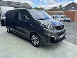 Grijs Gebruikt 2022 Peugeot Traveller Allure Van | € 49.990