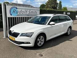 Wit Gebruikt 2018 Skoda Superb Ambition Stationwagen | € 14.950 (Goede deal)