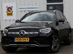 Zwart Gebruikt 2022 Mercedes GLC300e AMG SUV | € 45.900 (Goede deal)