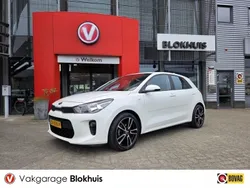 Wit Gebruikt 2017 Kia Rio Comfort Hatchback | € 11.190 (Iets duurder)