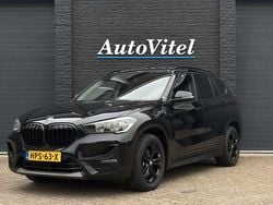 Zwart, metallic lak Gebruikt 2021 BMW X1 Sport Line SUV | € 25.745 (Goede deal)