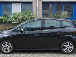 Zwart Gebruikt 2011 Ford C-MAX Trend MPV | € 2.950