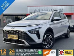 Grijs Gebruikt 2023 Hyundai Bayon Premium SUV | € 19.740 (Eerlijke prijs)