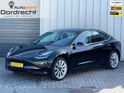 Zwart Gebruikt 2019 Tesla Model 3 Standard Range Sedan | € 19.698 (Eerlijke prijs)