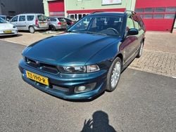Groen Gebruikt 2000 Mitsubishi Galant Stationwagen | € 3.999