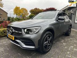 Grijs Gebruikt 2022 Mercedes GLC300e AMG SUV | € 39.500 (Goede deal)