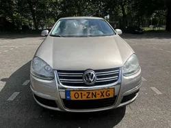 Beige Gebruikt 2008 VW Jetta Comfortline Sedan | € 2.000 (Goede deal)