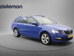 Blauw Gebruikt 2019 Skoda Octavia Ambition Stationwagen | € 12.345 (Goede deal)
