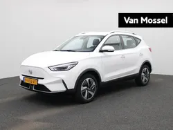 Wit Gebruikt 2022 MG ZS Comfort Sedan | € 20.495 (Eerlijke prijs)