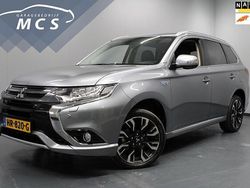 Grijs Gebruikt 2015 Mitsubishi Outlander Edition SUV | € 15.950 (Iets duurder)